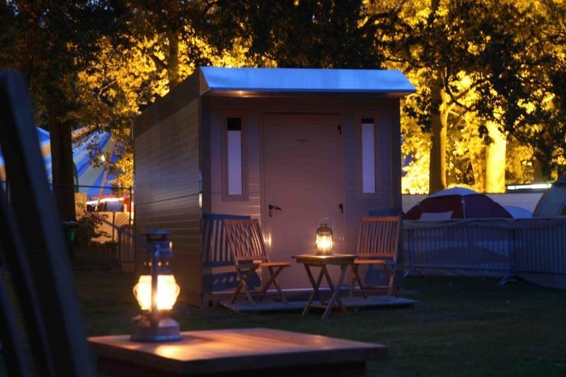 Pop-Up Hotel Songfestival Klaaswaal エクステリア 写真