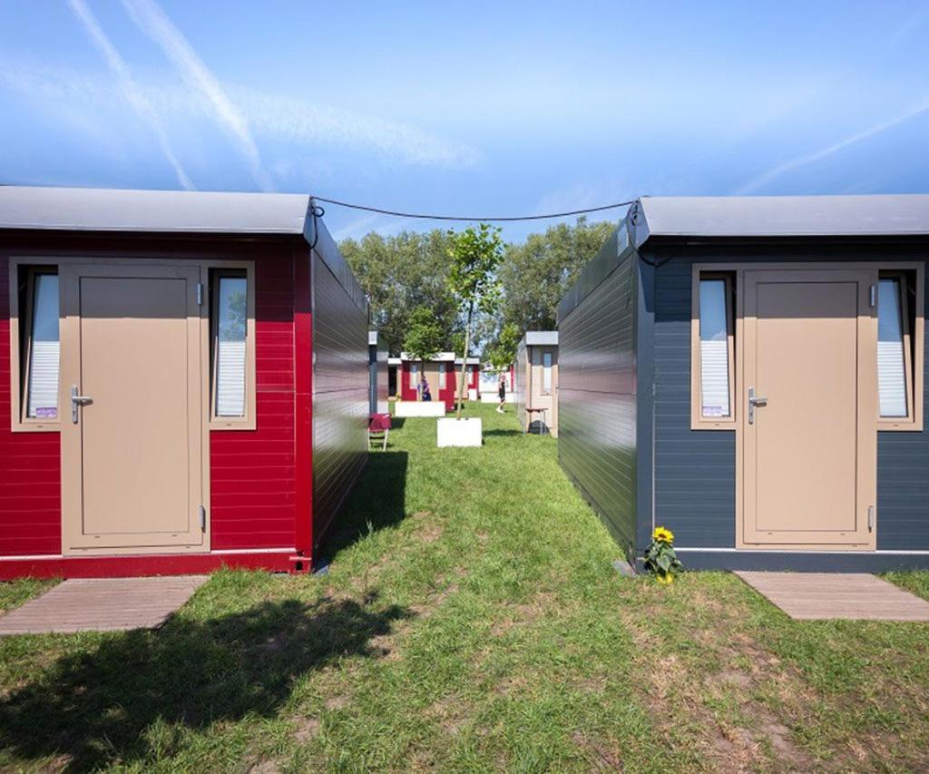 Pop-Up Hotel Songfestival Klaaswaal エクステリア 写真